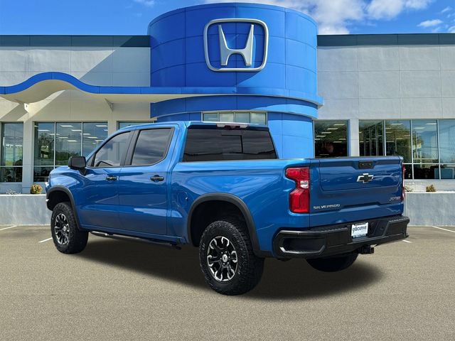 Used 2022 Chevrolet Silverado 1500 ZR2 w/ Technology Package AWD/4WD image 6