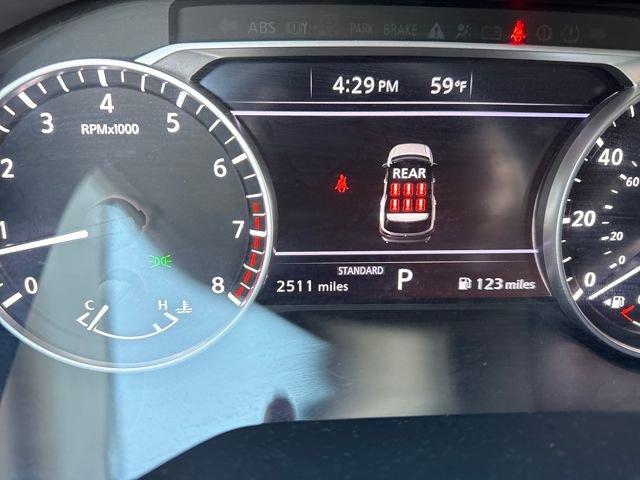 Used 2025 Nissan Pathfinder SV image 16