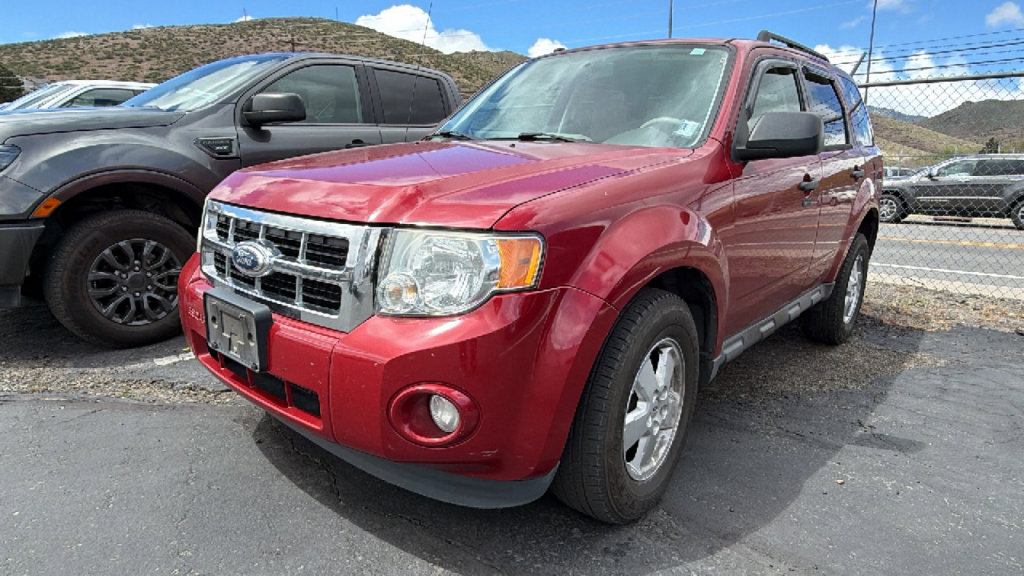 Used 2011 Ford Escape XLT w/ 201A Rapid Spec Order Code AWD/4WD image 3