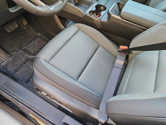 New 2026 GMC Terrain AT4 w/ Convenience Package III AWD/4WD image 4