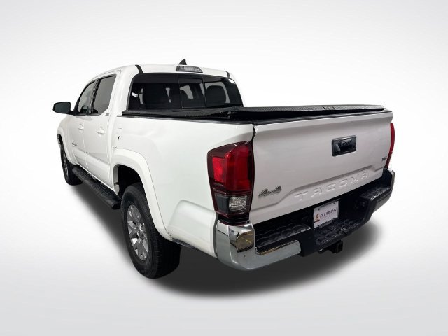 Used 2018 Toyota Tacoma SR5 w/ Exterior Package AWD/4WD image 30