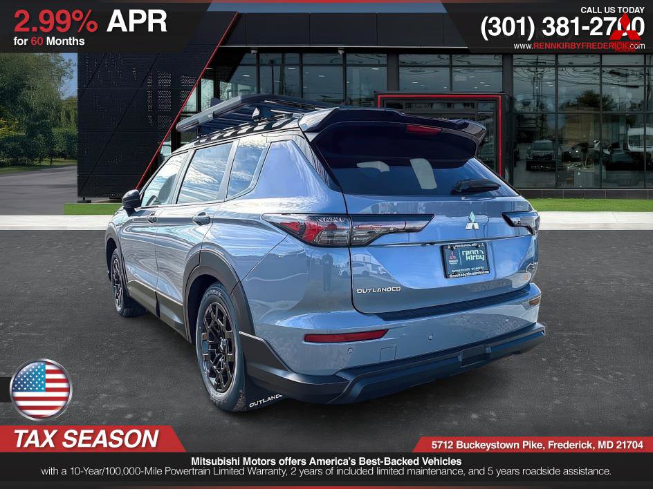 Used 2026 Mitsubishi Outlander Trail Edition image 3