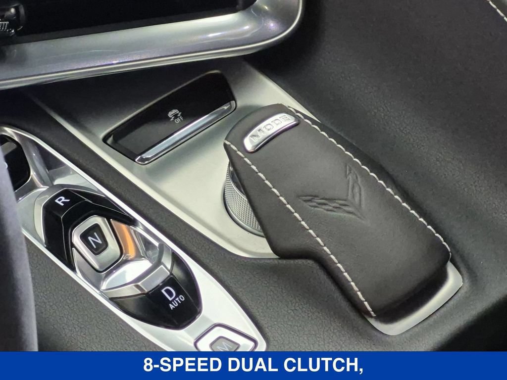 Used 2024 Chevrolet Corvette Stingray Convertible w/ Z51 Performance Package RWD image 19