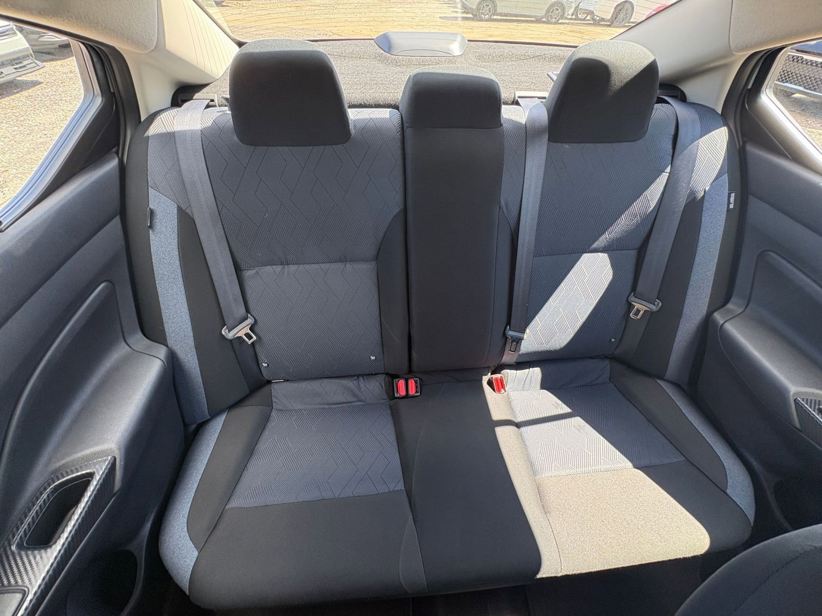 Used 2025 Nissan Versa SV FWD image 34