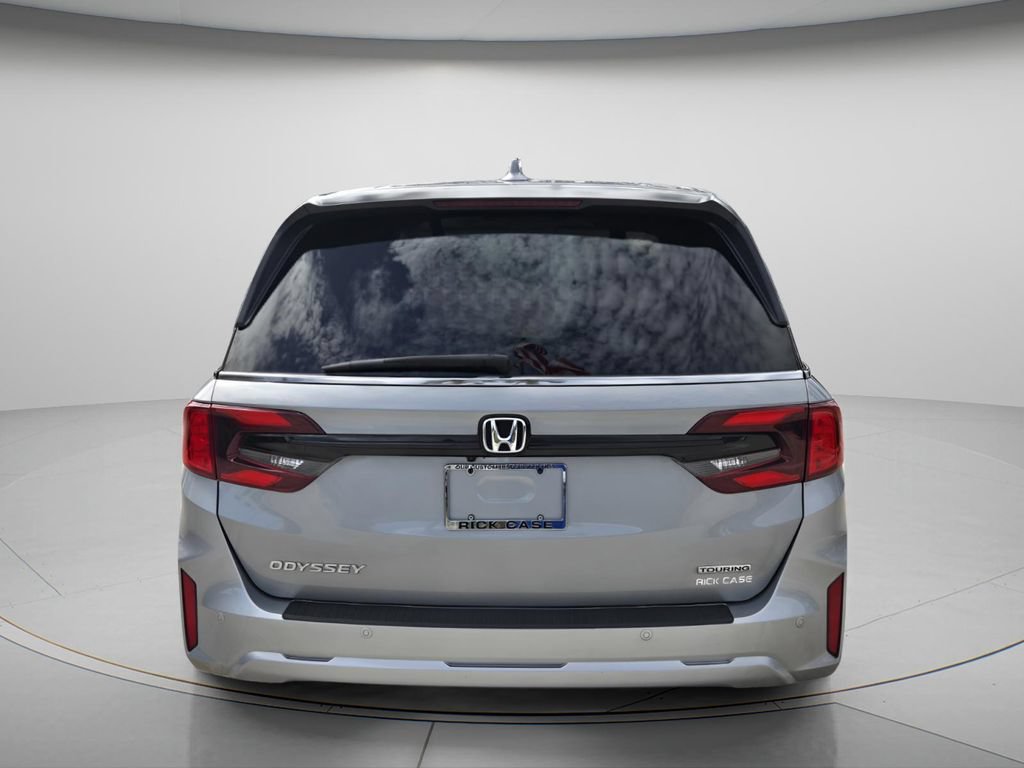 Certified 2025 Honda Odyssey Touring image 6
