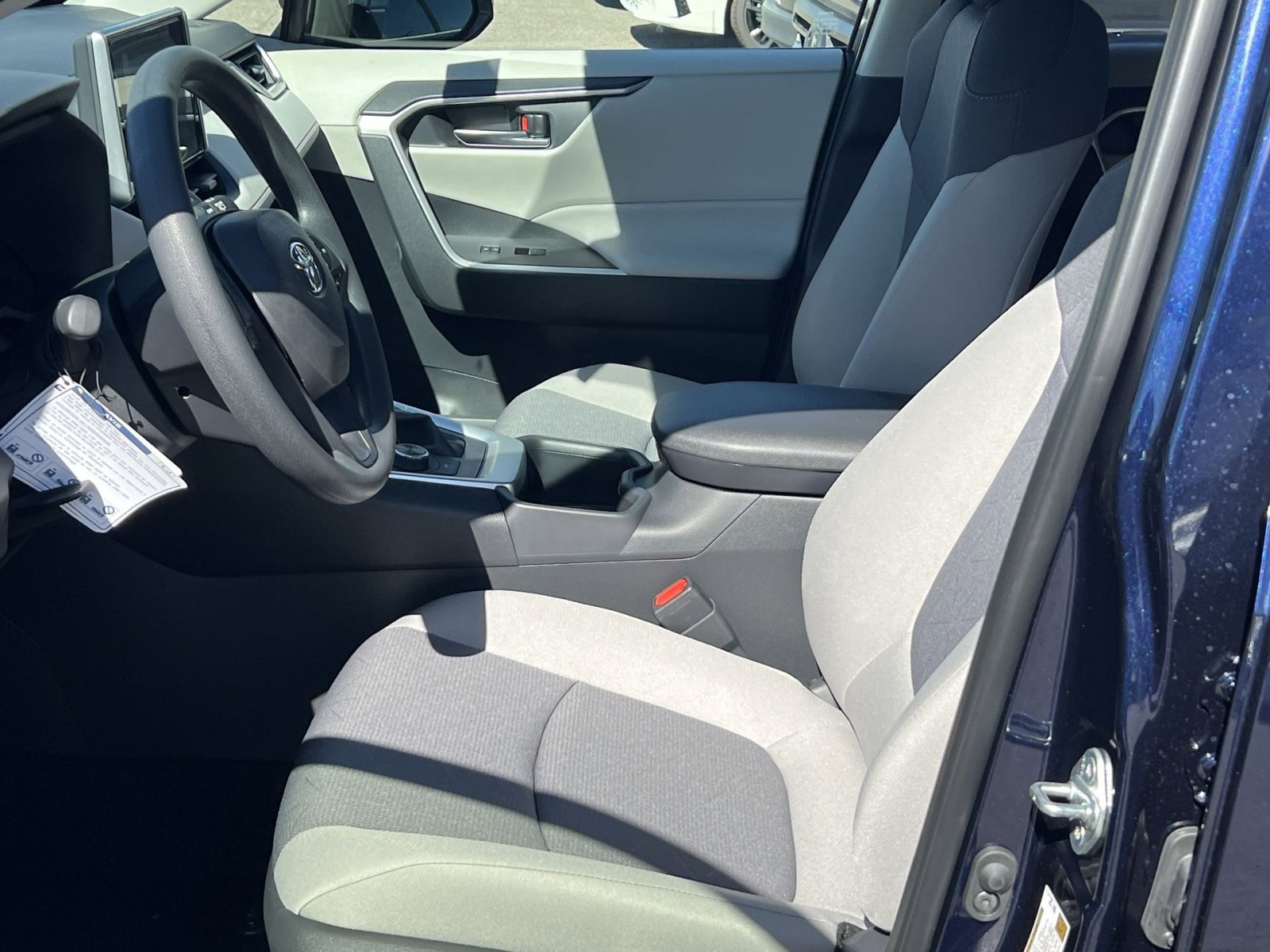 New 2025 Toyota RAV4 XLE image 7