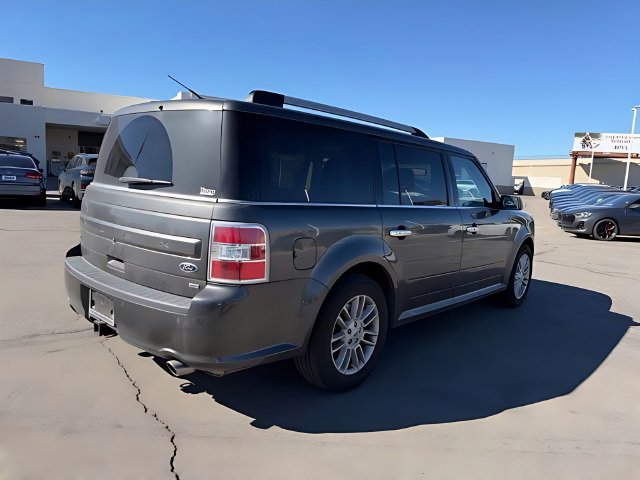 Used 2019 Ford Flex SEL w/ Class III Trailer Tow Package AWD/4WD image 3