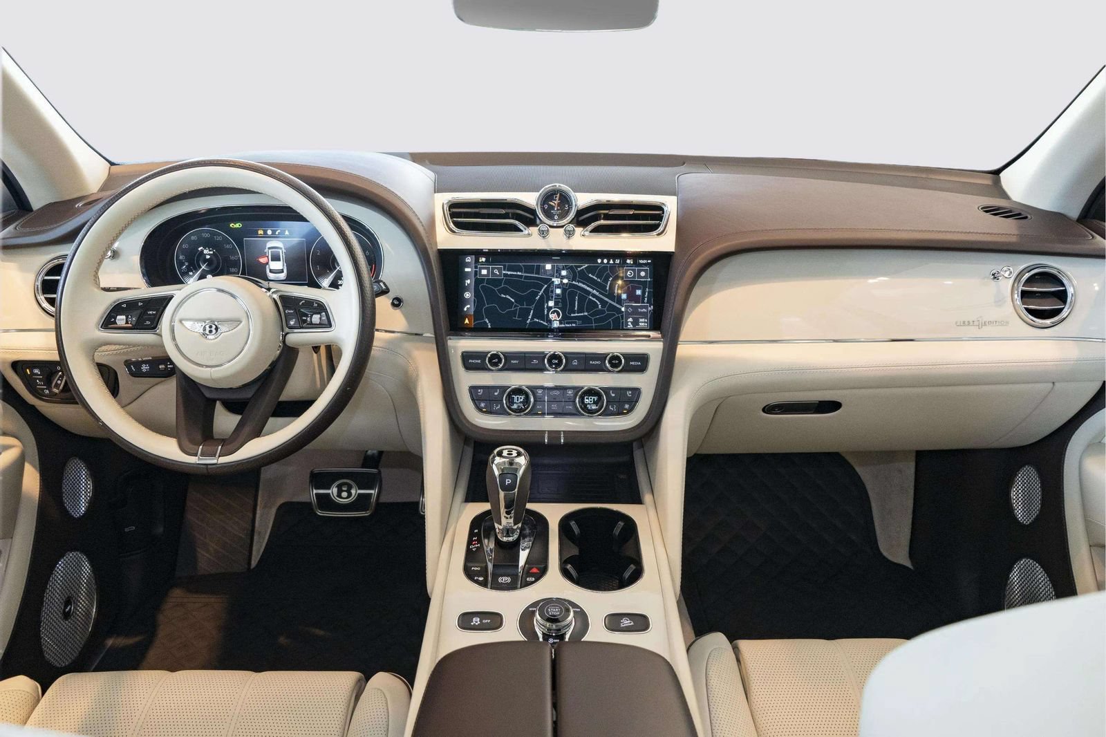 Used 2022 Bentley Bentayga AWD/4WD image 39
