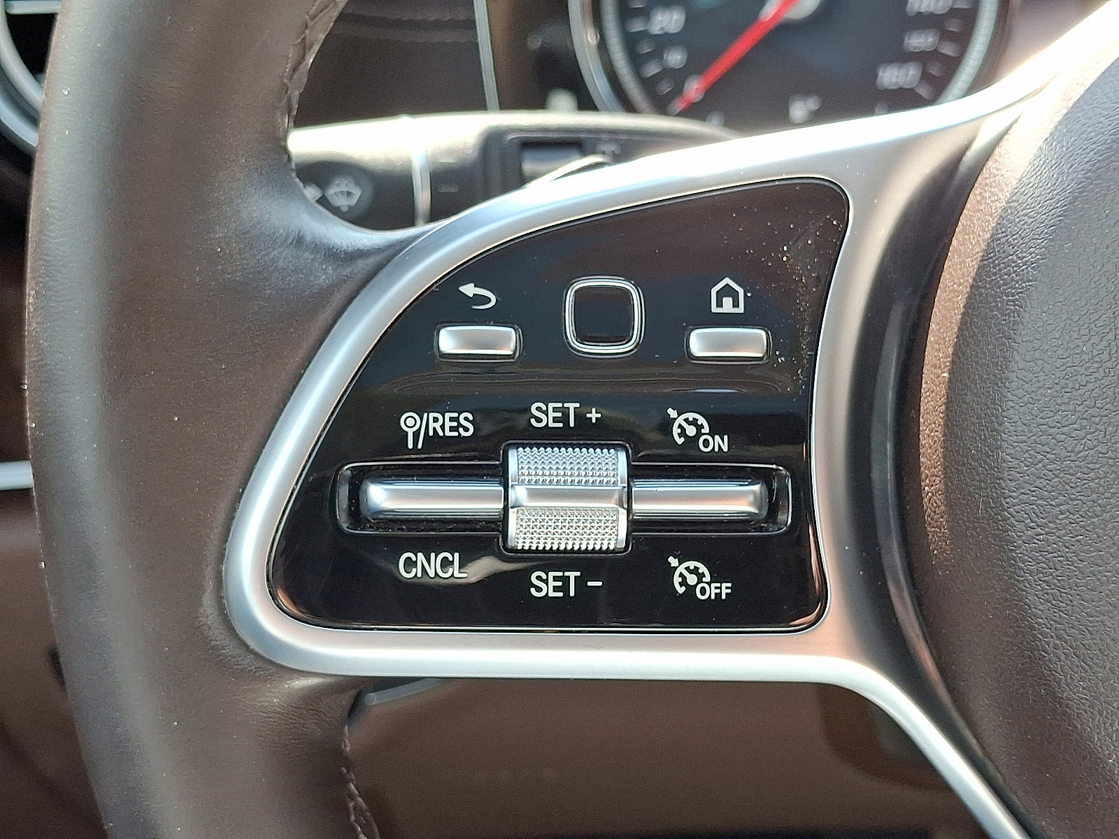 Used 2019 Mercedes-Benz E 450 4MATIC Wagon image 23