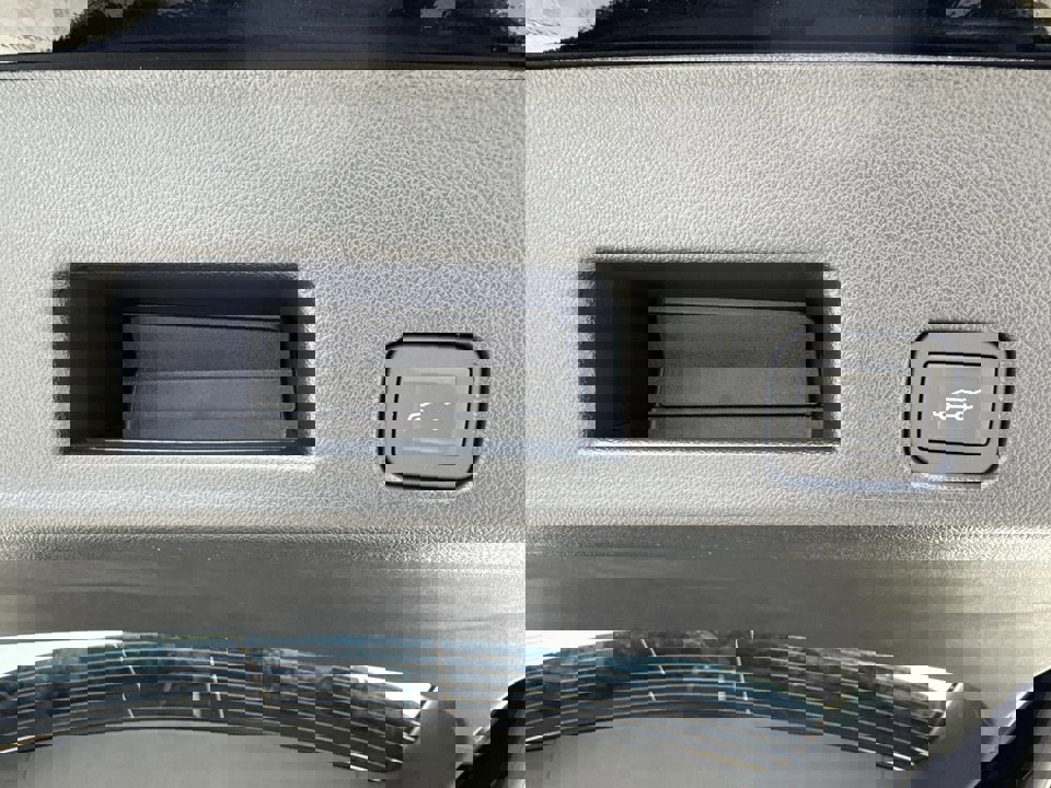 Used 2026 Buick Enclave Avenir w/ Super Cruise Package image 11