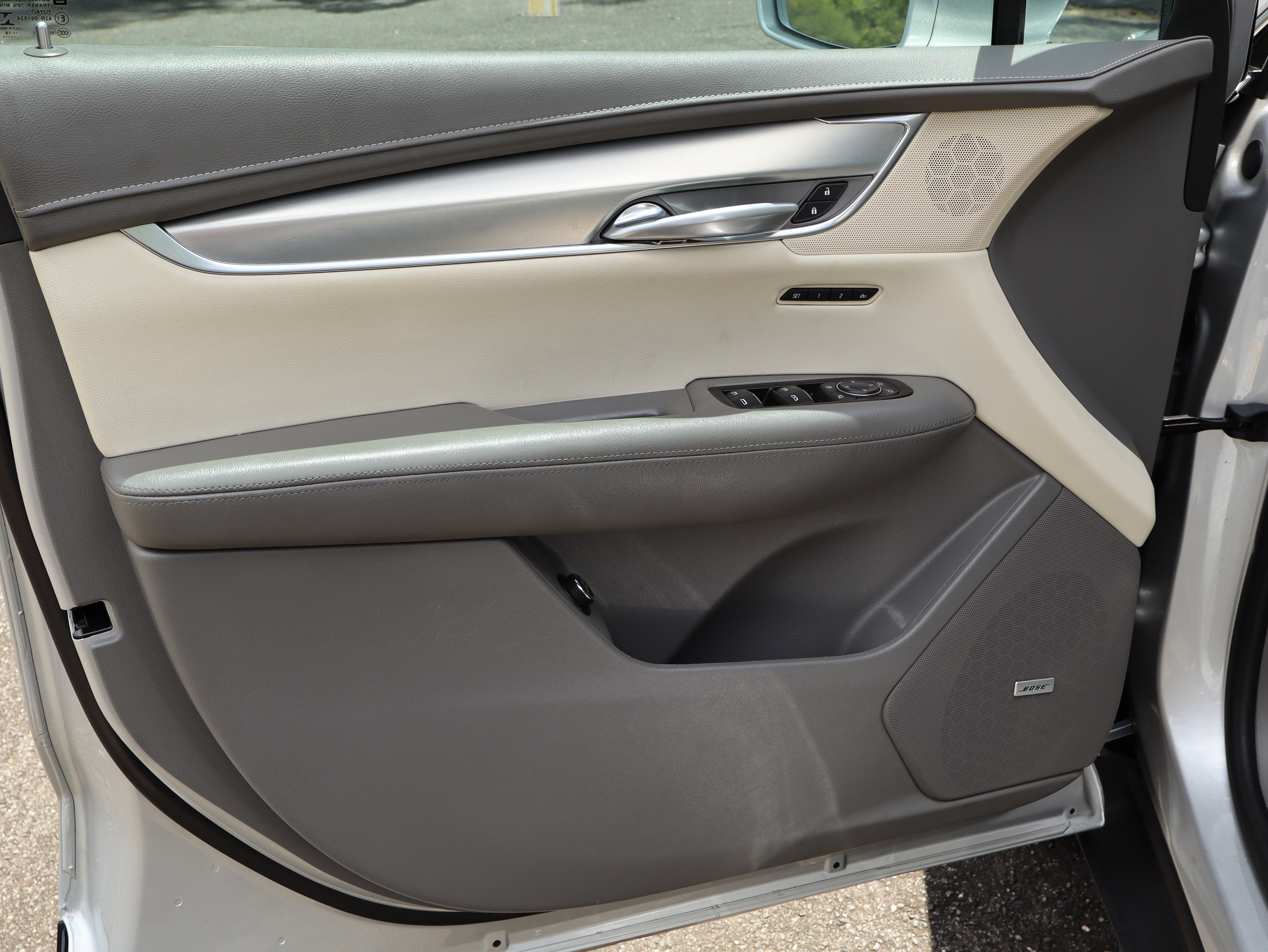 Used 2019 Cadillac XT5 Premium Luxury FWD image 17