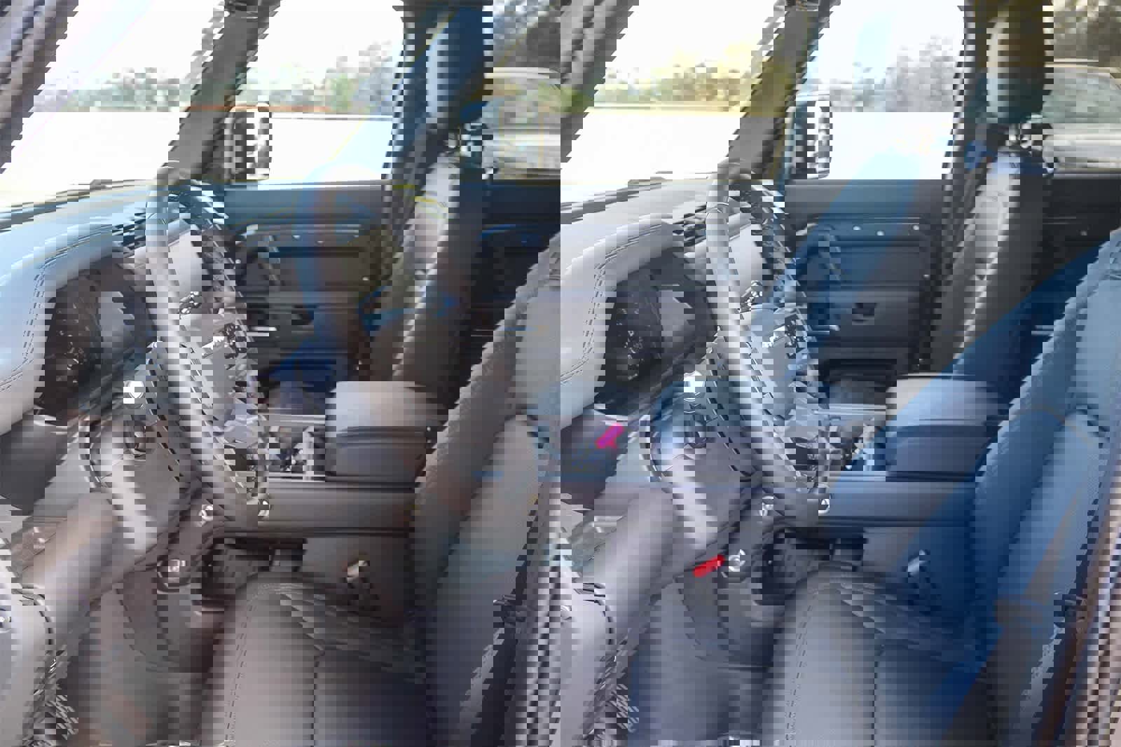 New 2026 Land Rover Defender 110 S image 21