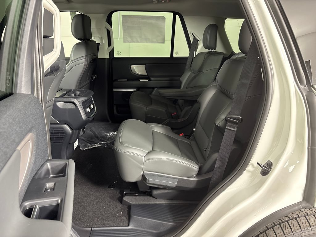 New 2027 Ford Expedition Active RWD image 30