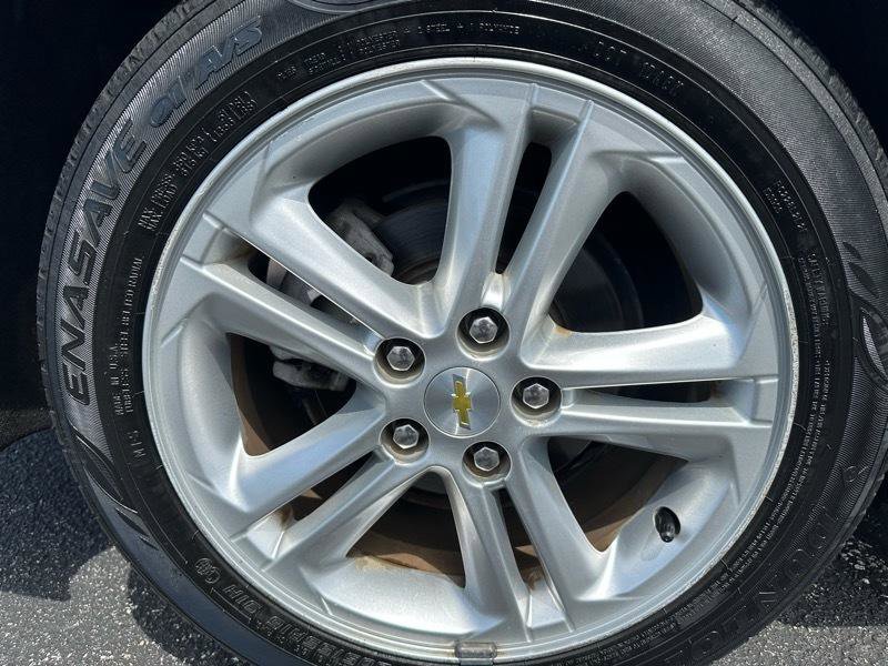 Used 2017 Chevrolet Cruze LT FWD image 27