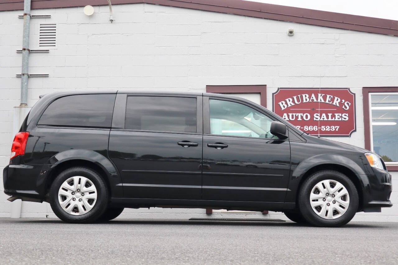 Used 2017 Dodge Grand Caravan SE w/ Power Window Group