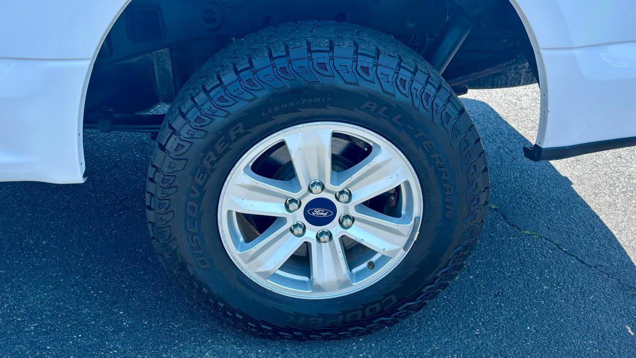 Used 2018 Ford F150 XL w/ Equipment Group 101A Mid AWD/4WD image 9