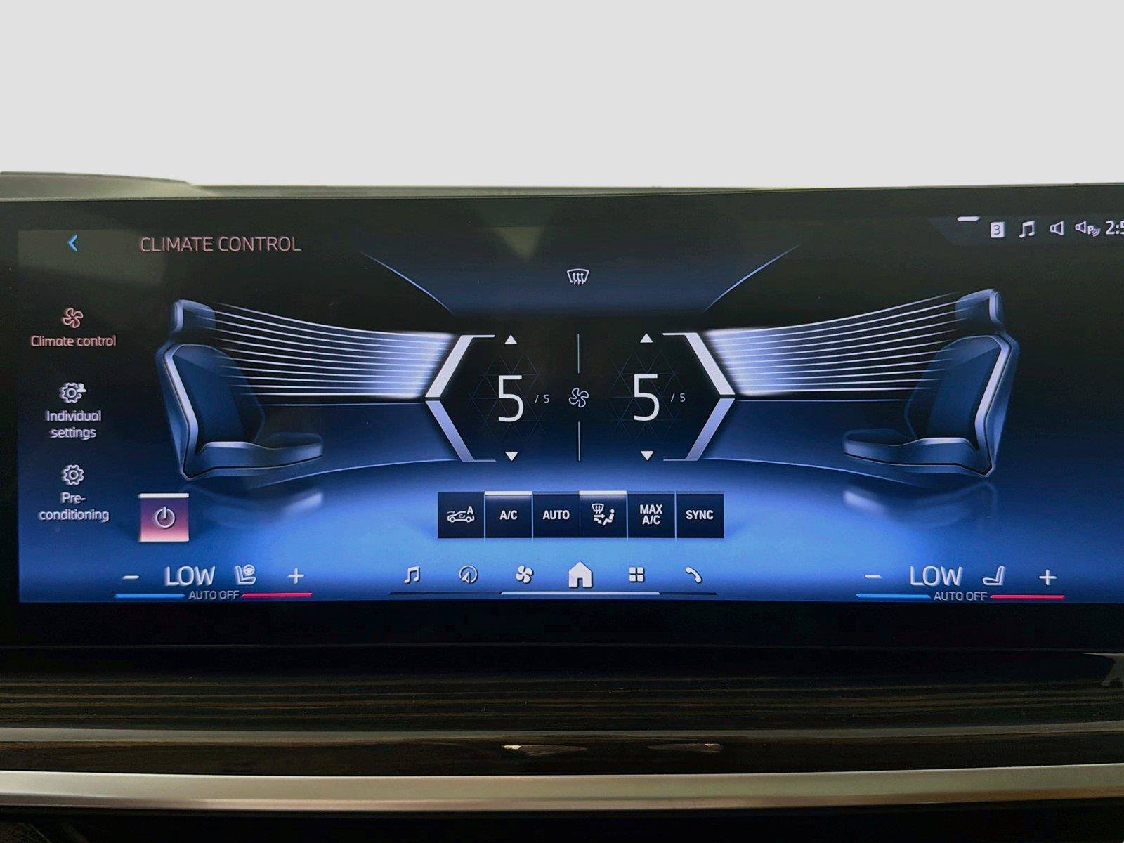 Used 2024 BMW X7 xDrive40i AWD/4WD image 15