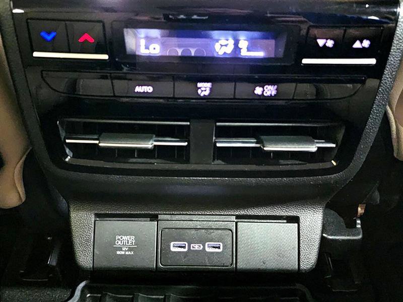 Used 2022 Acura MDX SH-AWD w/ Technology Package image 33