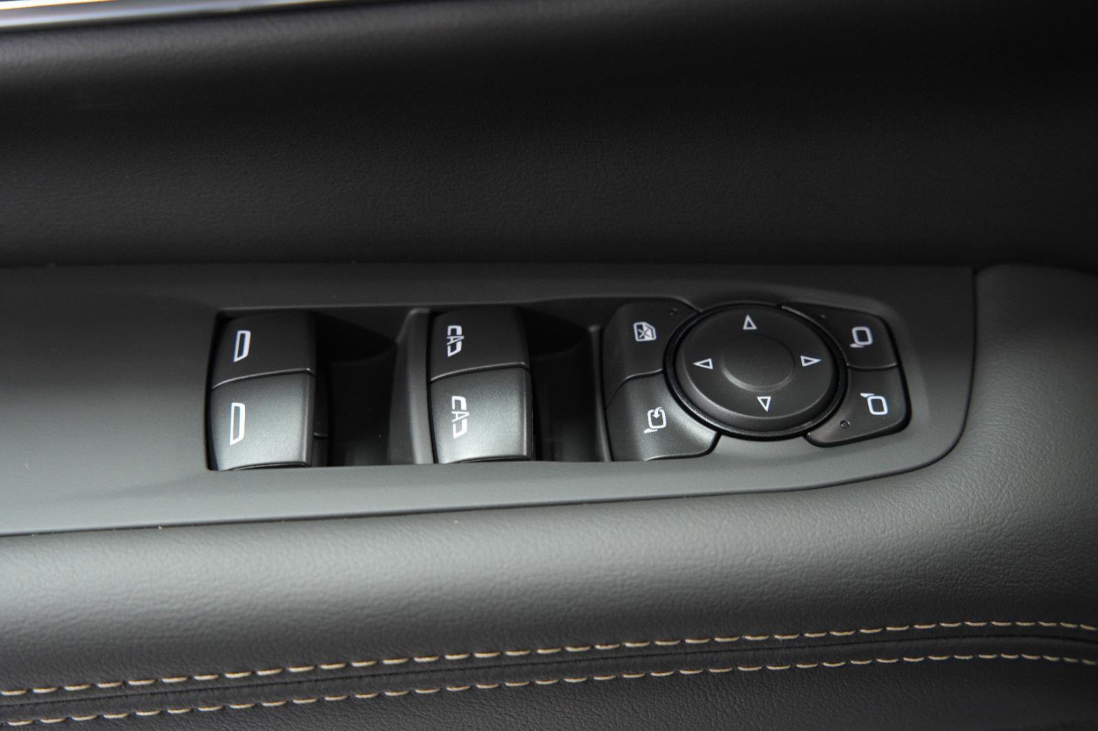 New 2026 GMC Yukon Elevation w/ LPO, Floor Liner Package image 25