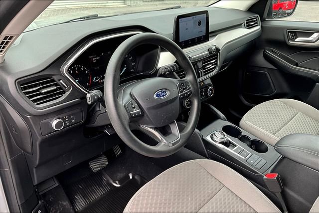 Used 2021 Ford Escape SE image 13