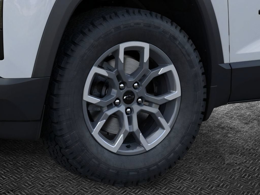 New 2026 Chevrolet Equinox ACTIV w/ LPO, Floor Liner Package AWD/4WD image 9
