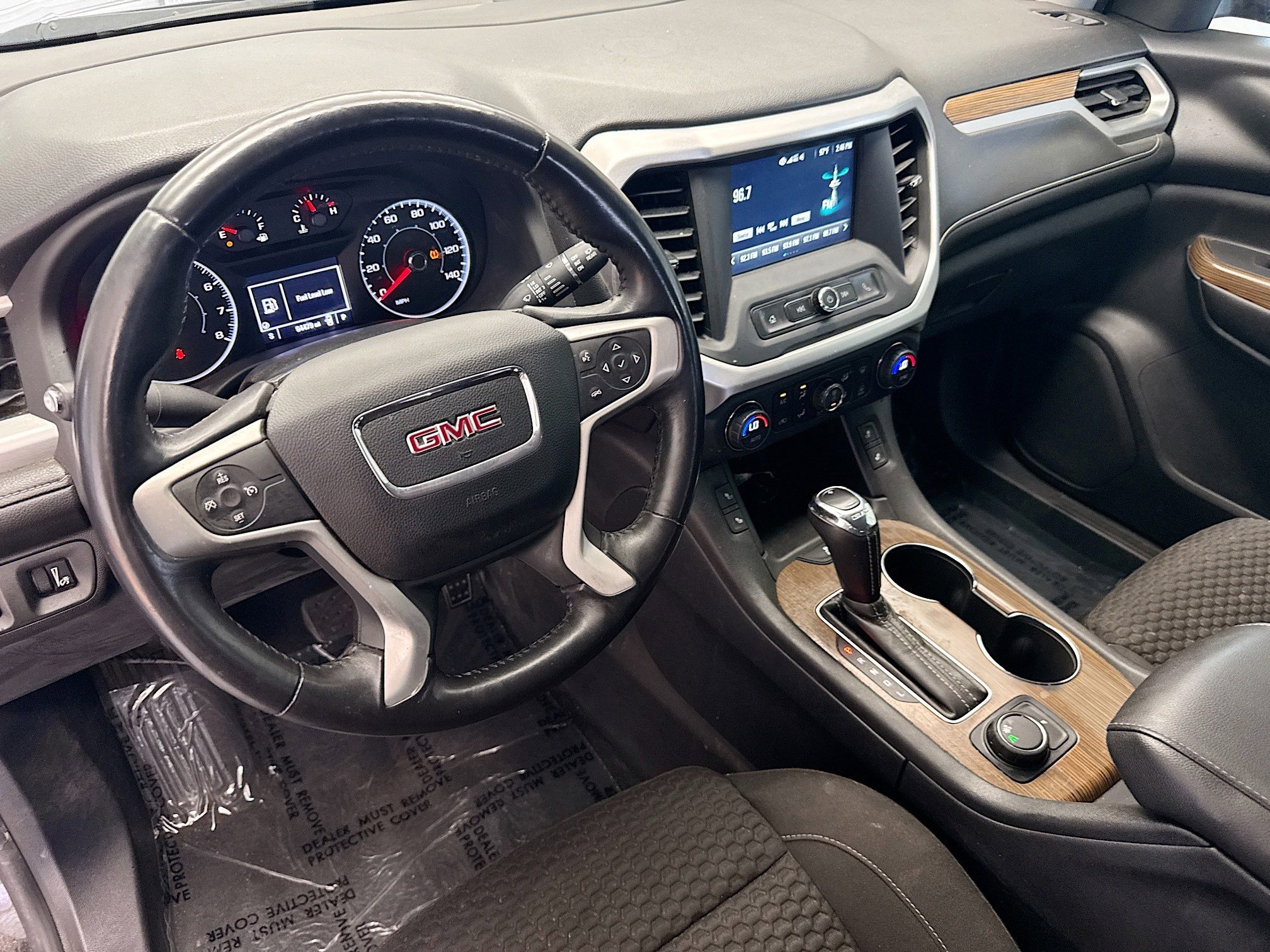 Used 2017 GMC Acadia SLE w/ Driver Alert Package I image 7