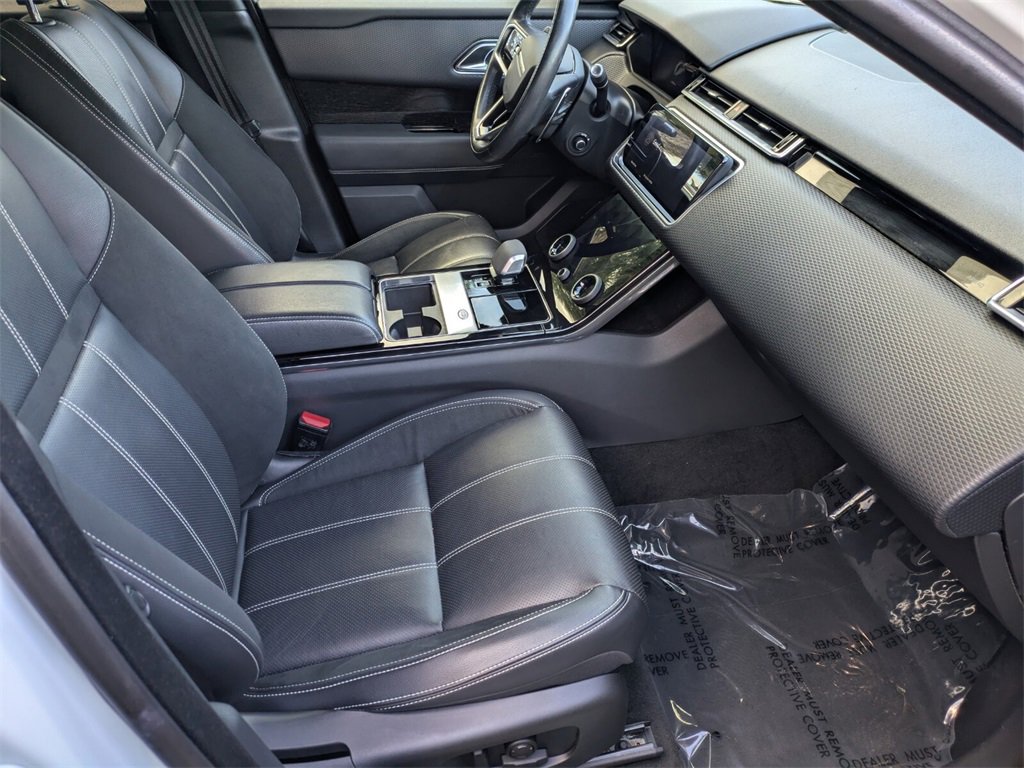 Used 2021 Land Rover Range Rover Velar R-Dynamic S image 31