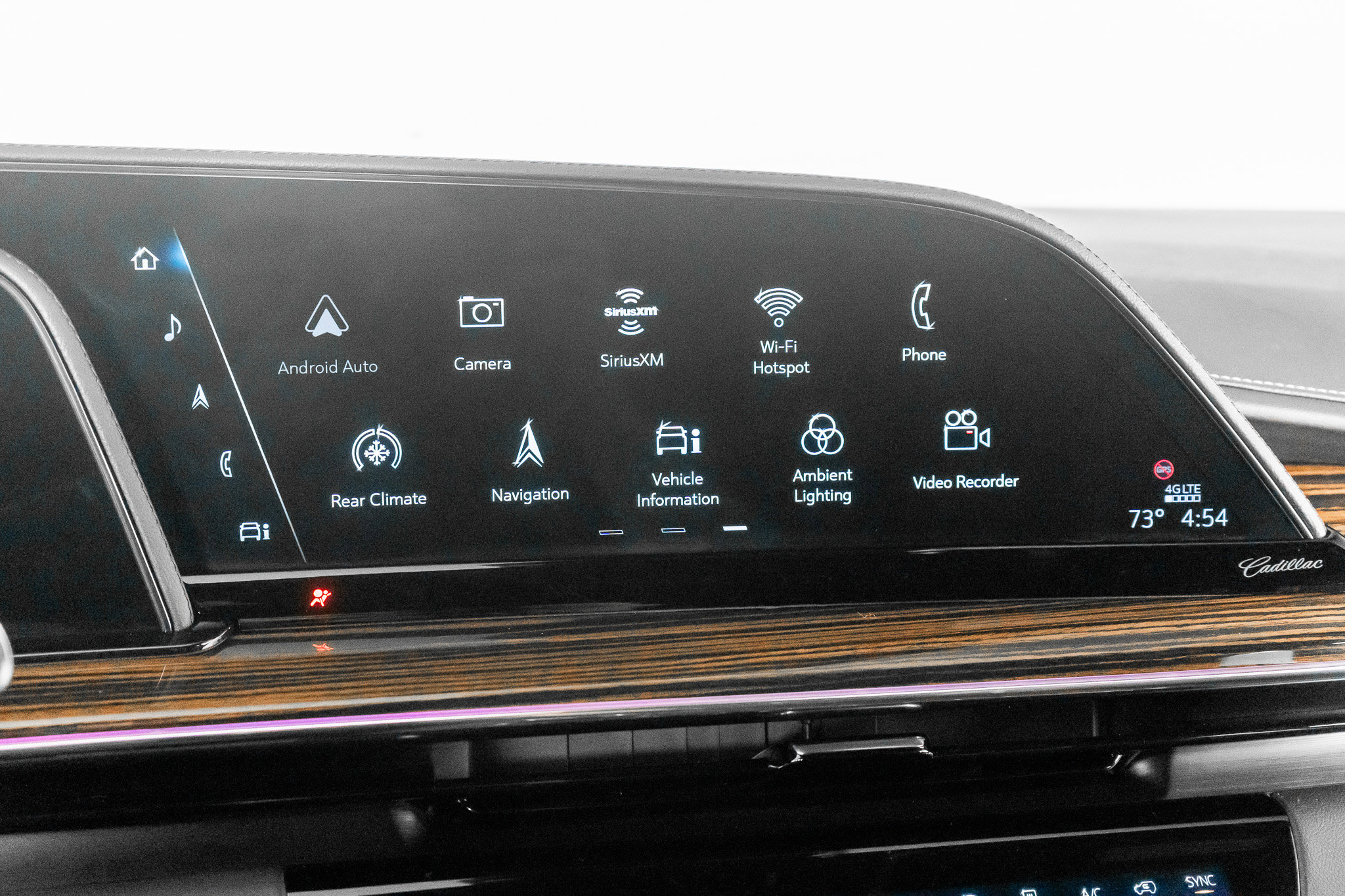 Used 2024 Cadillac Escalade ESV Premium Luxury image 42