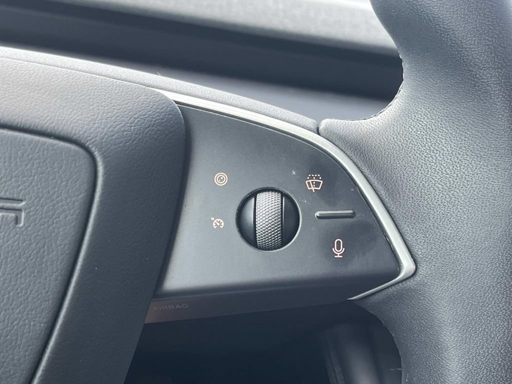 Used 2025 Tesla Model 3 Long Range RWD image 37