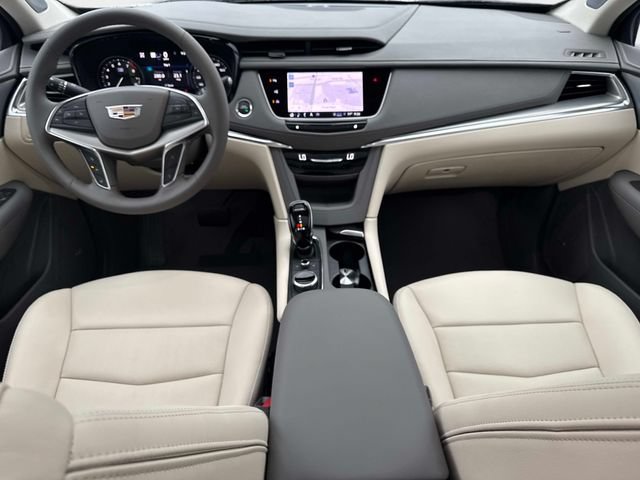 New 2026 Cadillac XT5 Premium Luxury w/ Driver Assist Package AWD/4WD image 15