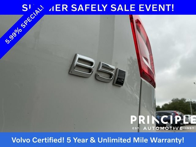 Certified 2023 Volvo XC40 B5 Plus w/ Driver Assist Package AWD/4WD image 16