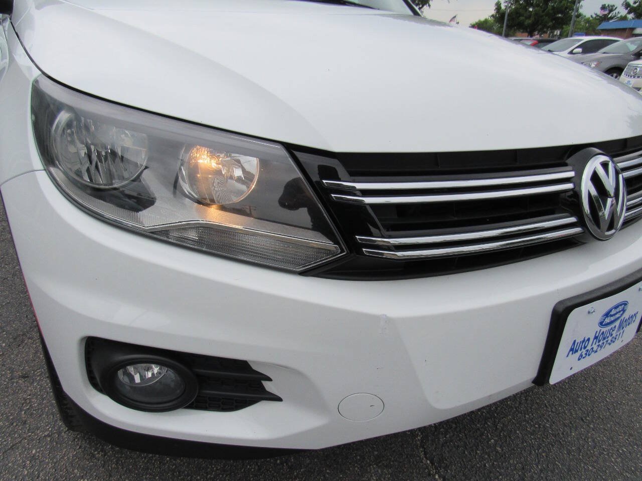 Used 2015 Volkswagen Tiguan SEL AWD/4WD image 12