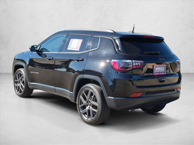 Used 2026 Jeep Compass Latitude AWD/4WD image 6