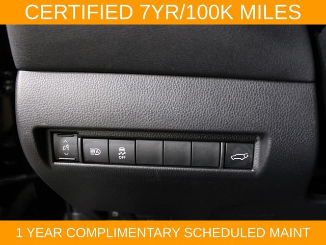 Used 2022 Toyota Venza LE AWD/4WD image 18