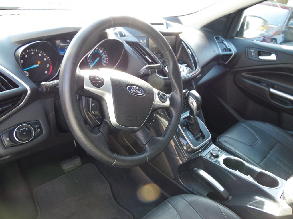Used 2013 Ford Escape Titanium w/ Parking Technology Pkg image 9