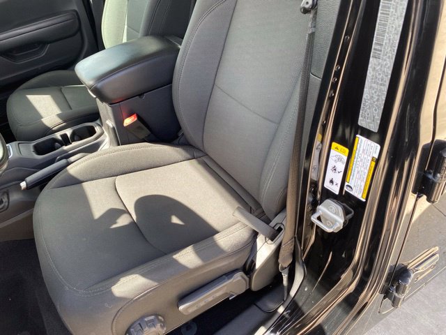 Used 2020 Jeep Wrangler Unlimited Sport S AWD/4WD image 15