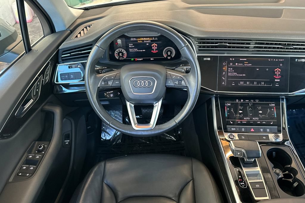 Used 2023 Audi Q7 2.0T Premium w/ Convenience Package AWD/4WD image 14