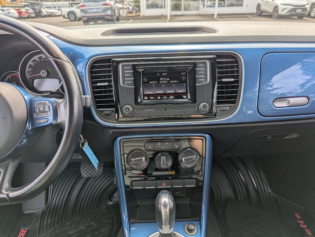 Used 2018 Volkswagen Beetle 2.0T S image 16