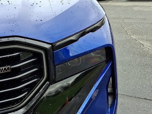 Used 2023 BMW XM w/ M Driver's Package image 9