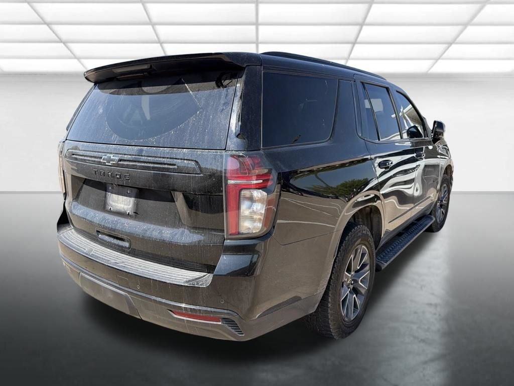 Used 2023 Chevrolet Tahoe Z71 w/ Luxury Package AWD/4WD image 2