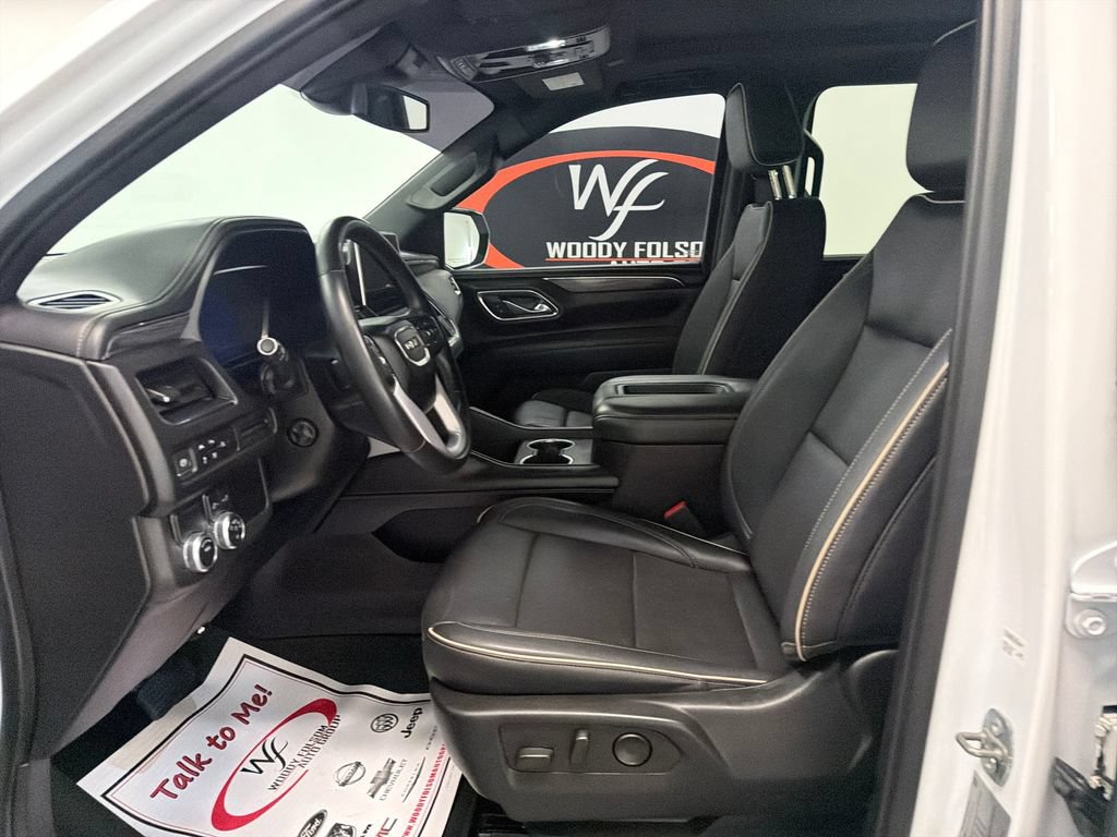 Used 2023 GMC Yukon XL SLT w/ SLT Premium Package RWD image 11