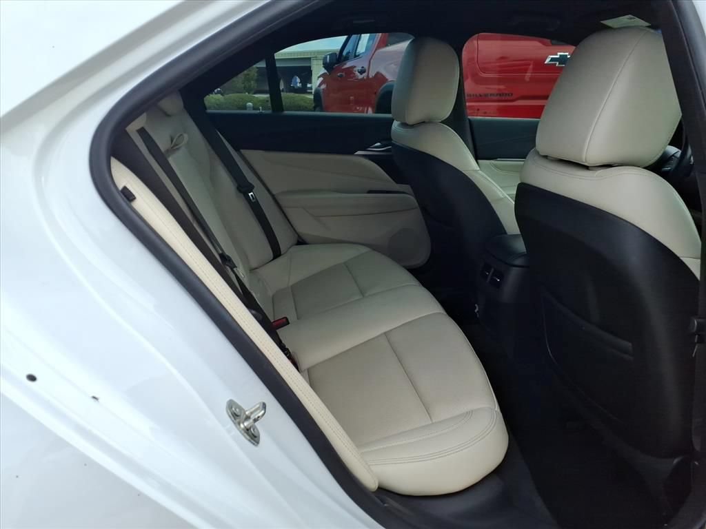 Used 2022 Cadillac CT4 Premium Luxury w/ Climate Package RWD image 15