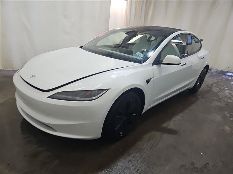 Used 2024 Tesla Model 3 Long Range image 3