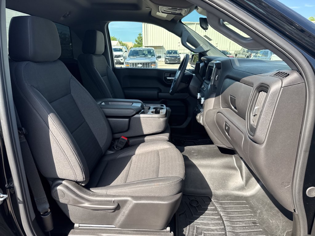 Used 2025 GMC Sierra 1500 Pro w/ Pro Value Package AWD/4WD image 24