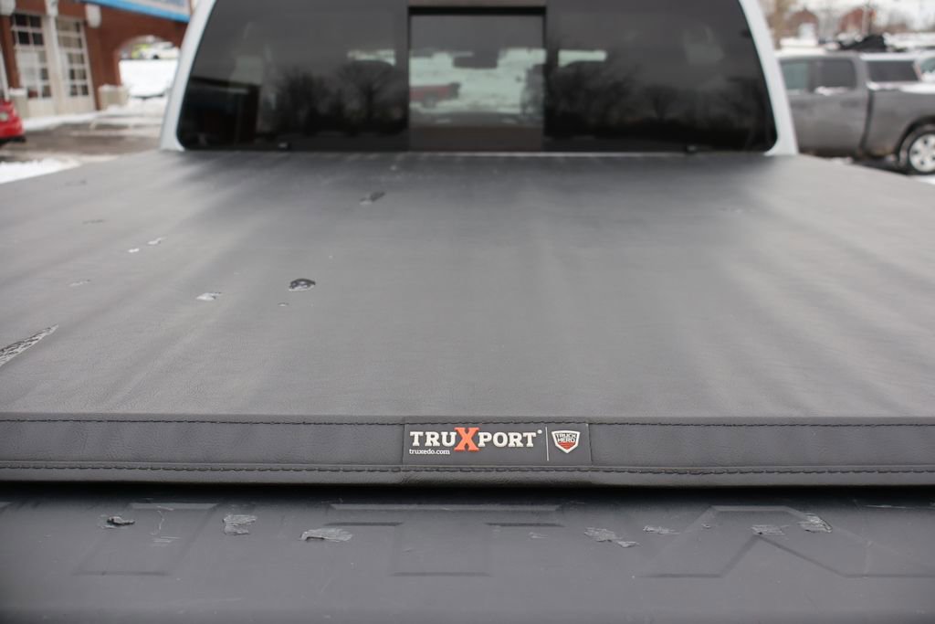 Used 2018 Nissan Titan PRO-4X image 32