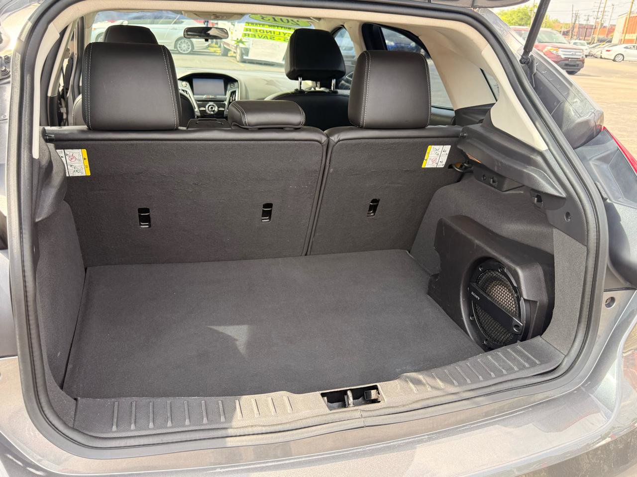 Used 2013 Ford Focus Titanium FWD image 11