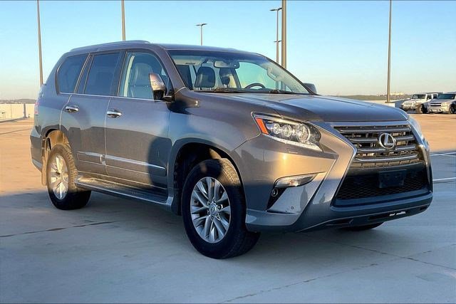 Used 2014 Lexus GX 460 image 3