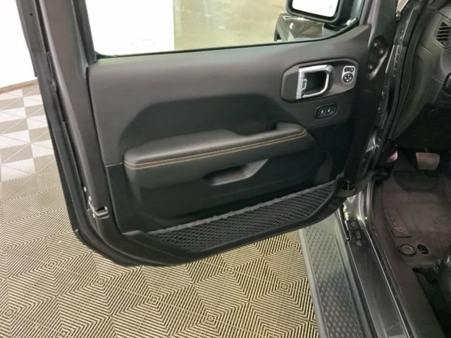 Used 2025 Jeep Gladiator Sport image 26