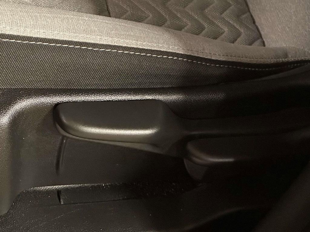 Used 2022 Chevrolet Equinox LS AWD/4WD image 12