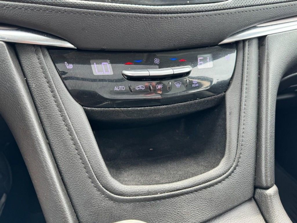 Used 2019 Cadillac XT5 Luxury image 19